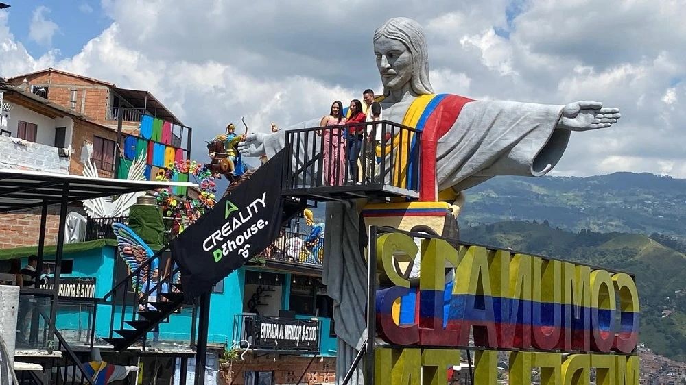 當(dāng)3D打印遇見公共藝術(shù)：1699個(gè)模塊拼出南美最高基督雕像